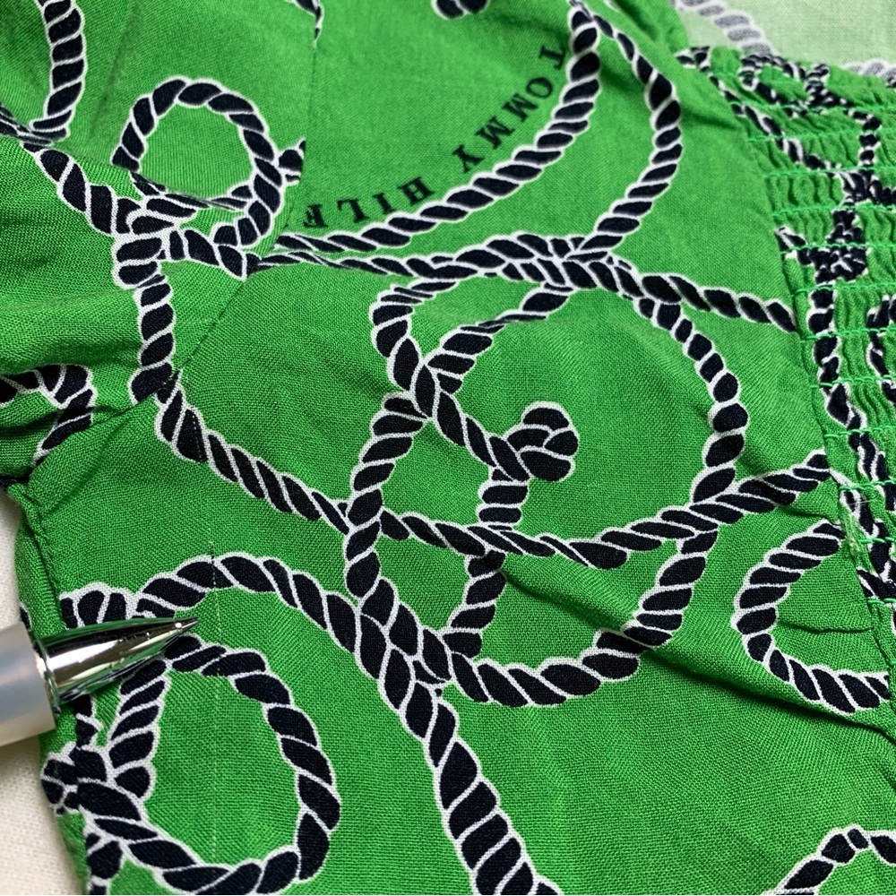 Tommy Hilfiger Top Women's Long Sleeve V Neck Smocked Back Crop‎ Green Size S - Picture 15 of 16